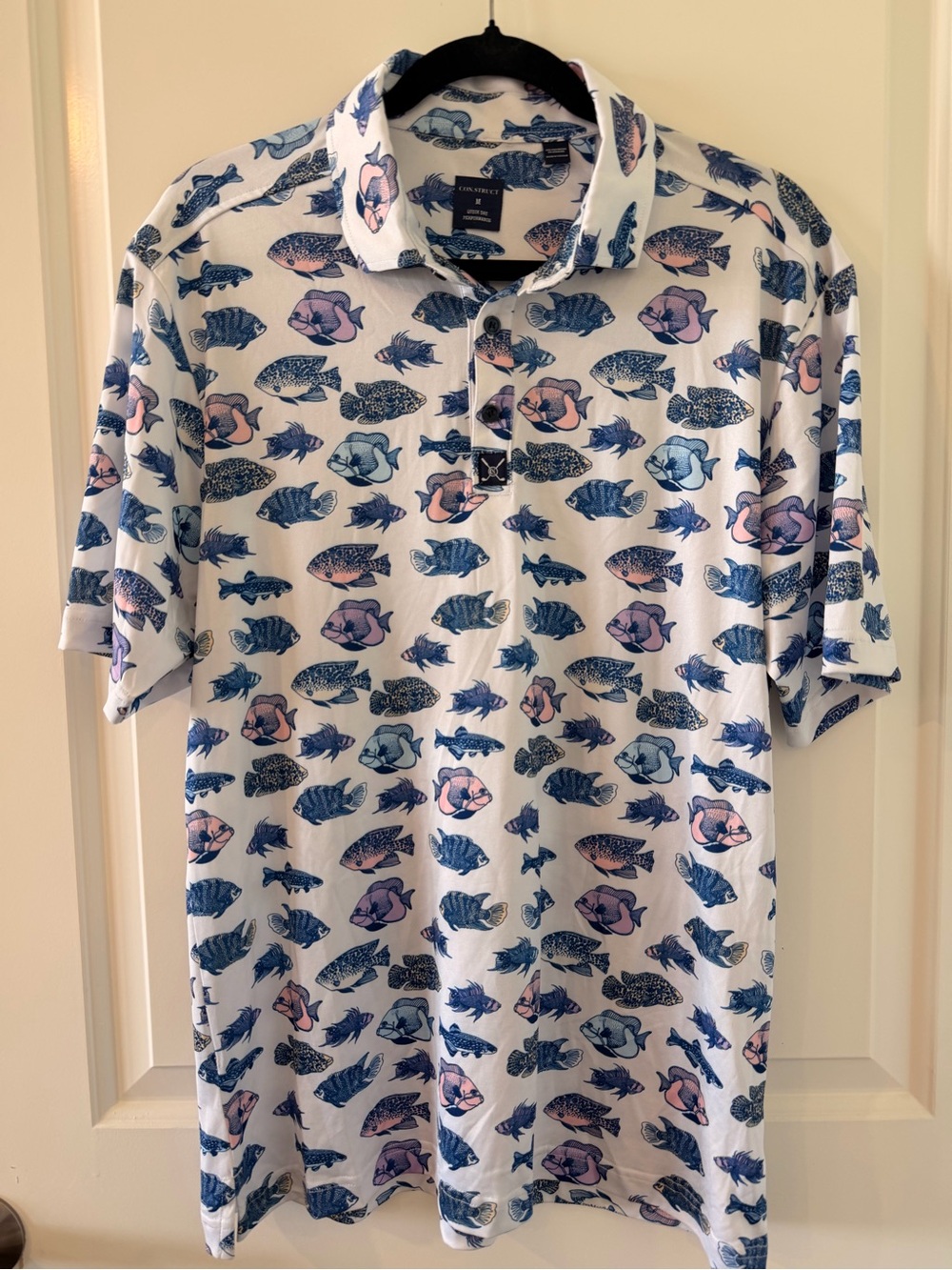 CON.STRUCT Men’s Medium Quick Dry Performance Golf Polo Tropical Fish Print